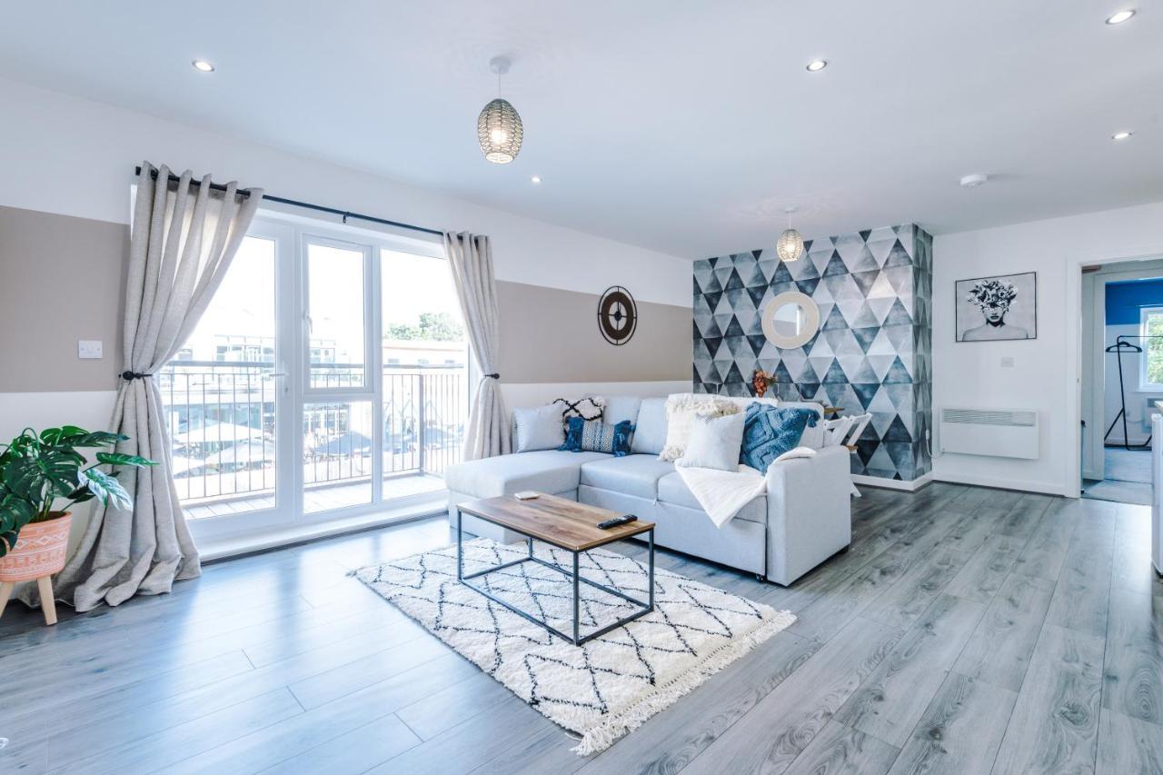 Stunning 2 Bed Apt By Greenstay Serviced Accommodation - Located In Formby Village - Perfect For Short & Long Stays - Couples, Friends & Families & Business Travellers All Welcome - Dog Friendly - 7 Экстерьер фото
